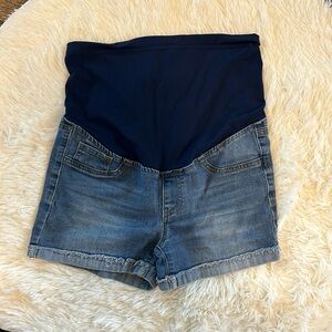 SHEIN Maternity Shorts